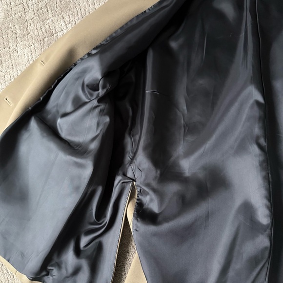 The Frankie Shop Desert Taupe Blazer - Picture 9 of 16